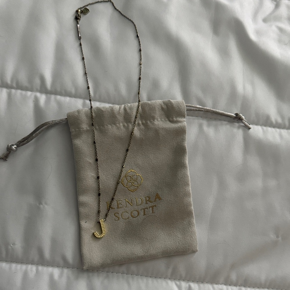 gold kendra scott initial necklace